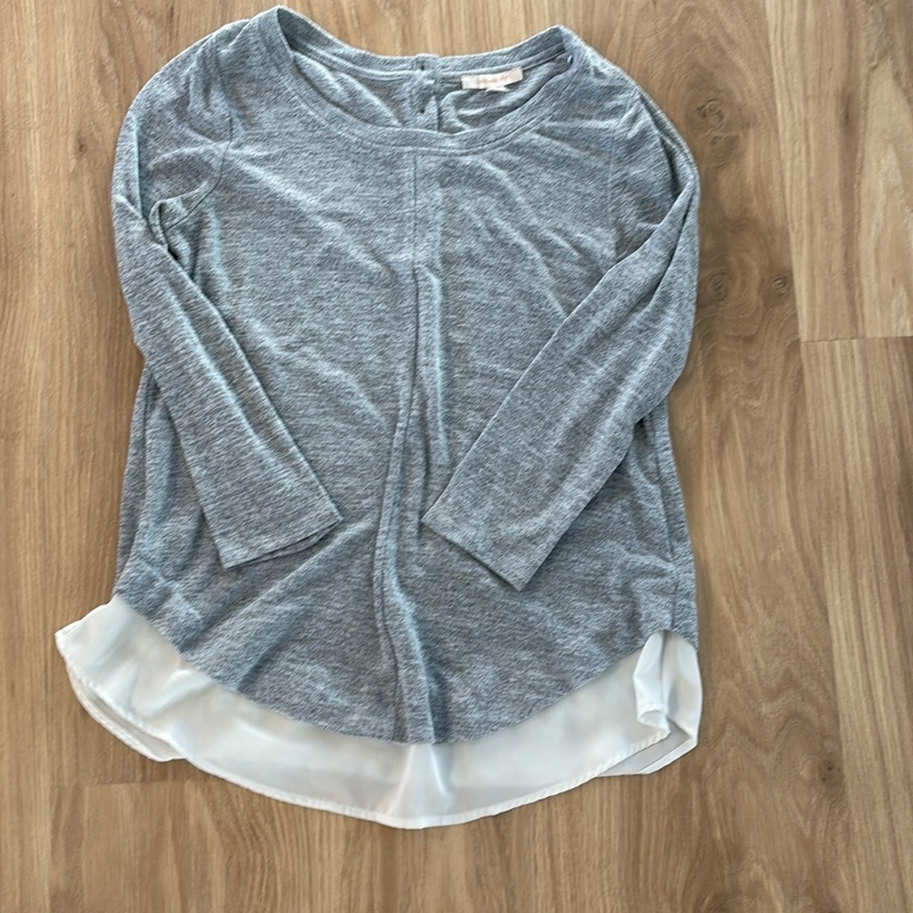 Skies are Blue medium top